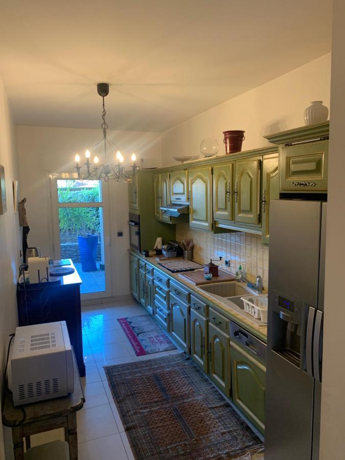 Apartament Le Palais Venitien Saint-Cyr-sur-Mer Zewnętrze zdjęcie